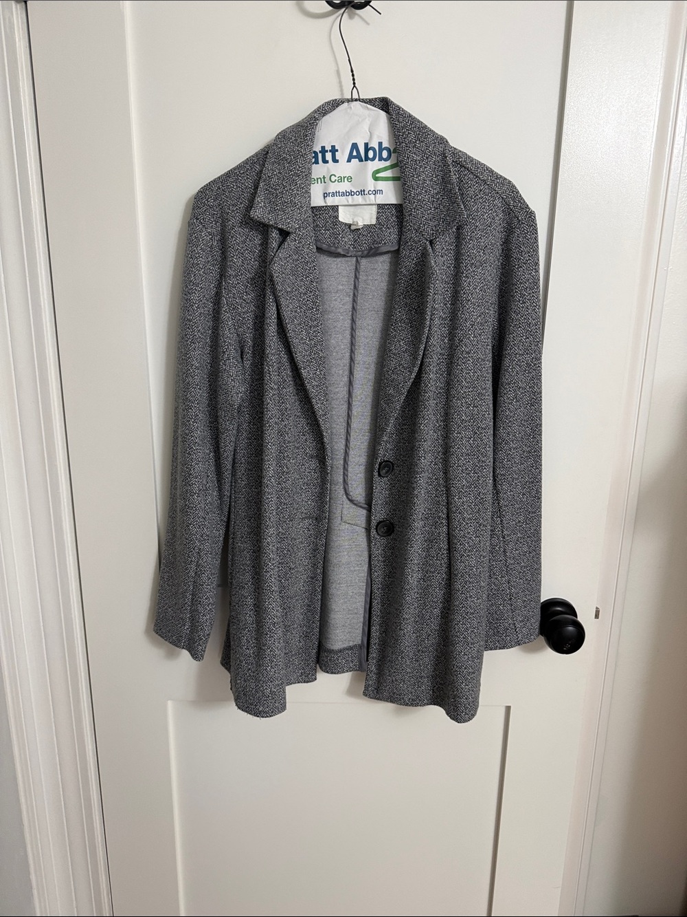 Avec Les Filles Gray Two-Button Textured Blazer